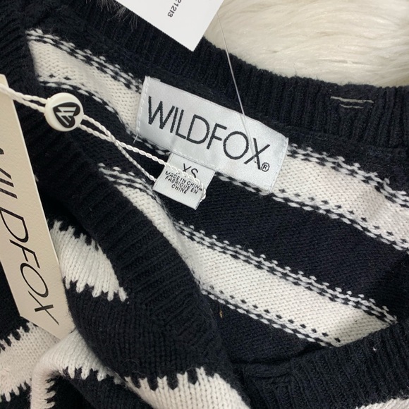 NEW Wildfox Leanne Sweater Distressed Striped - Picture 9 of 9